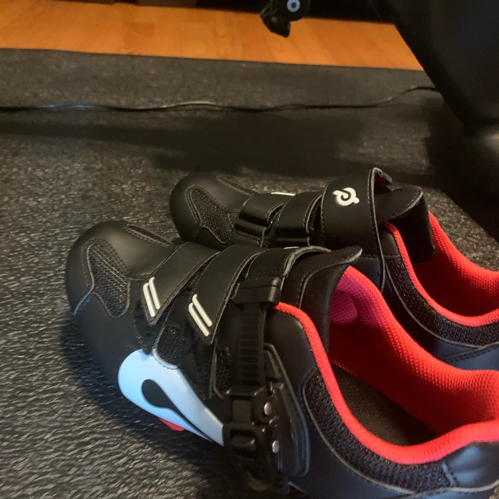 Peloton Cycling Shoes Size 40